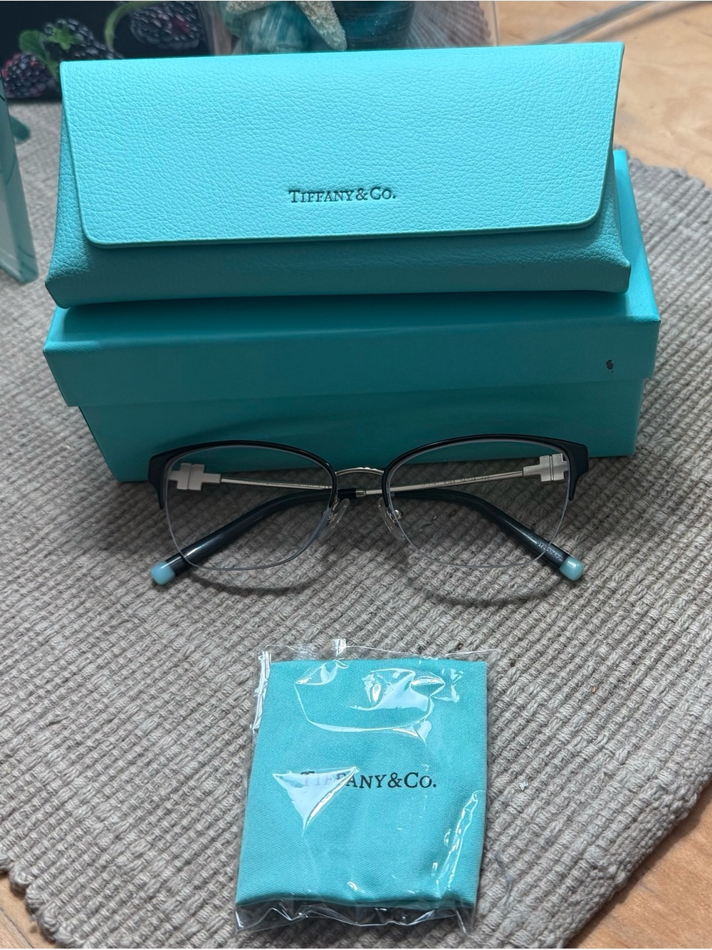 Tiffany & Co. Eyeglasses with Signature Tiffany Blue Case and Cloth